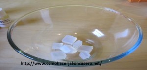 jabón casero de sal del himalaya 1