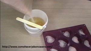 jabón casero de sal del himalaya 5